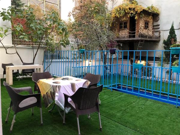 درباره دنیای بنفشه های شمیران